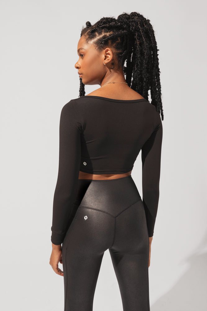 Full Size Sweetheart Long Sleeve Crop Top - Black