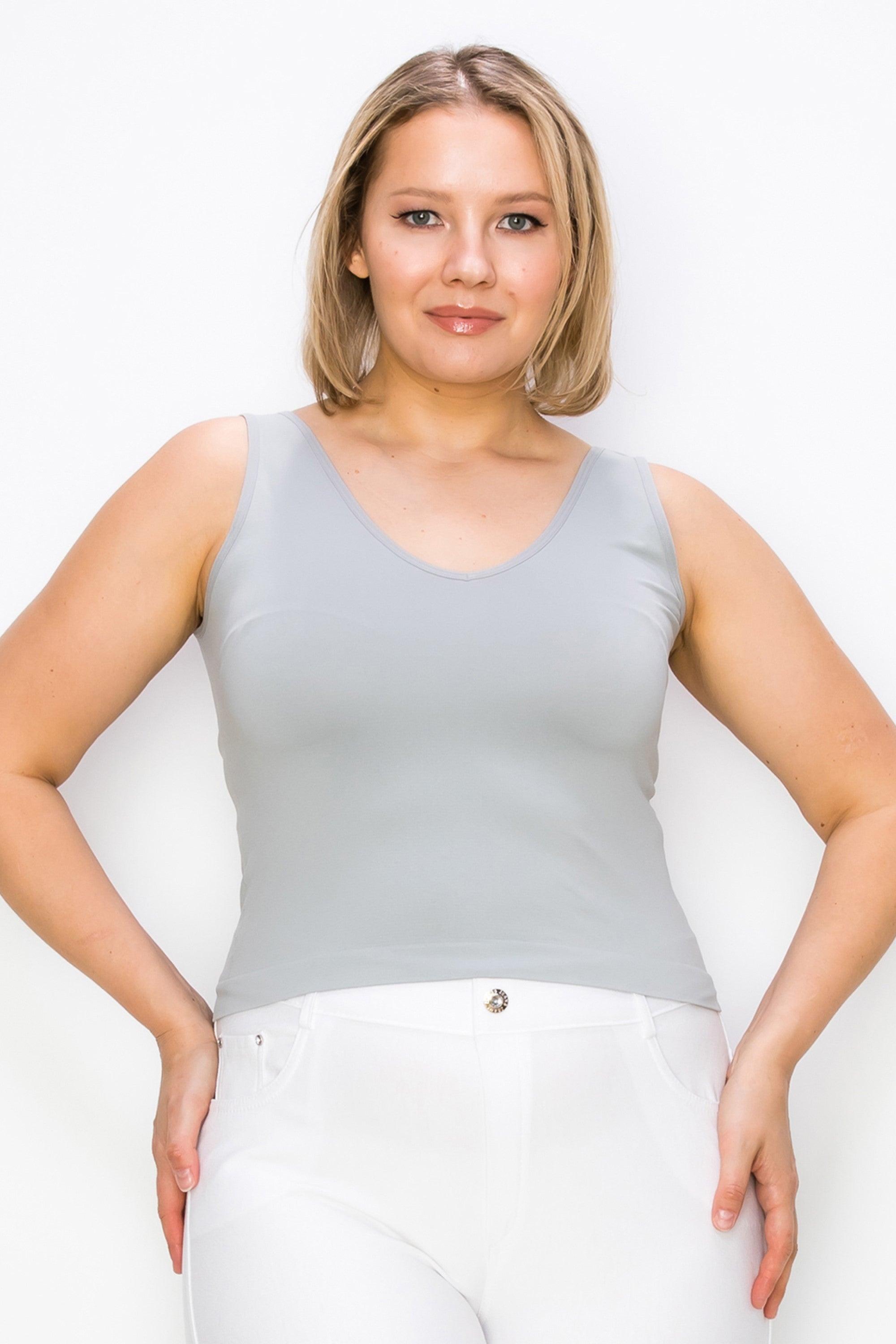 Yelete Reversible V-Neck & Scoop Neck Seamless Tank