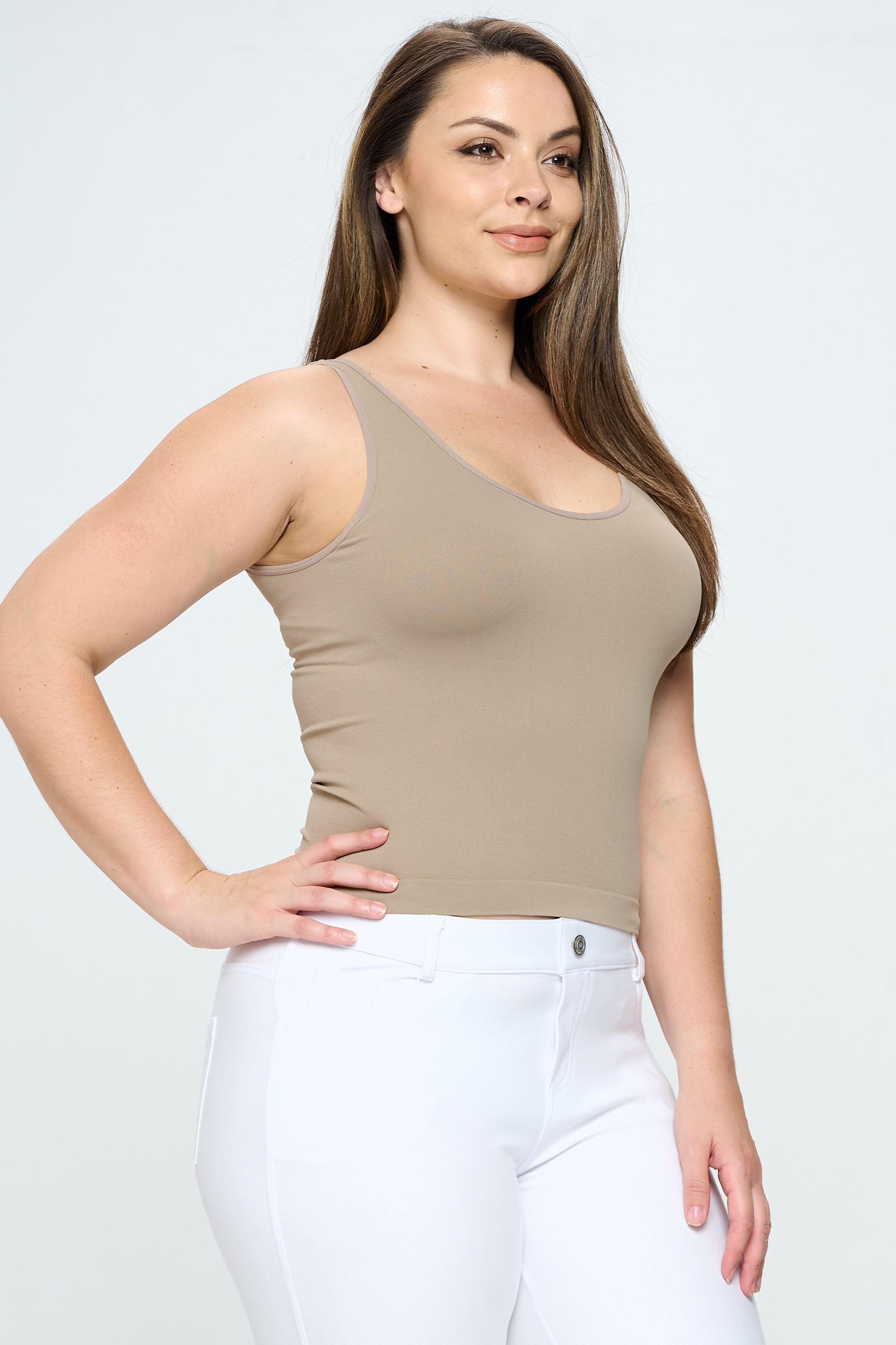 Yelete Reversible V-Neck & Scoop Neck Seamless Tank