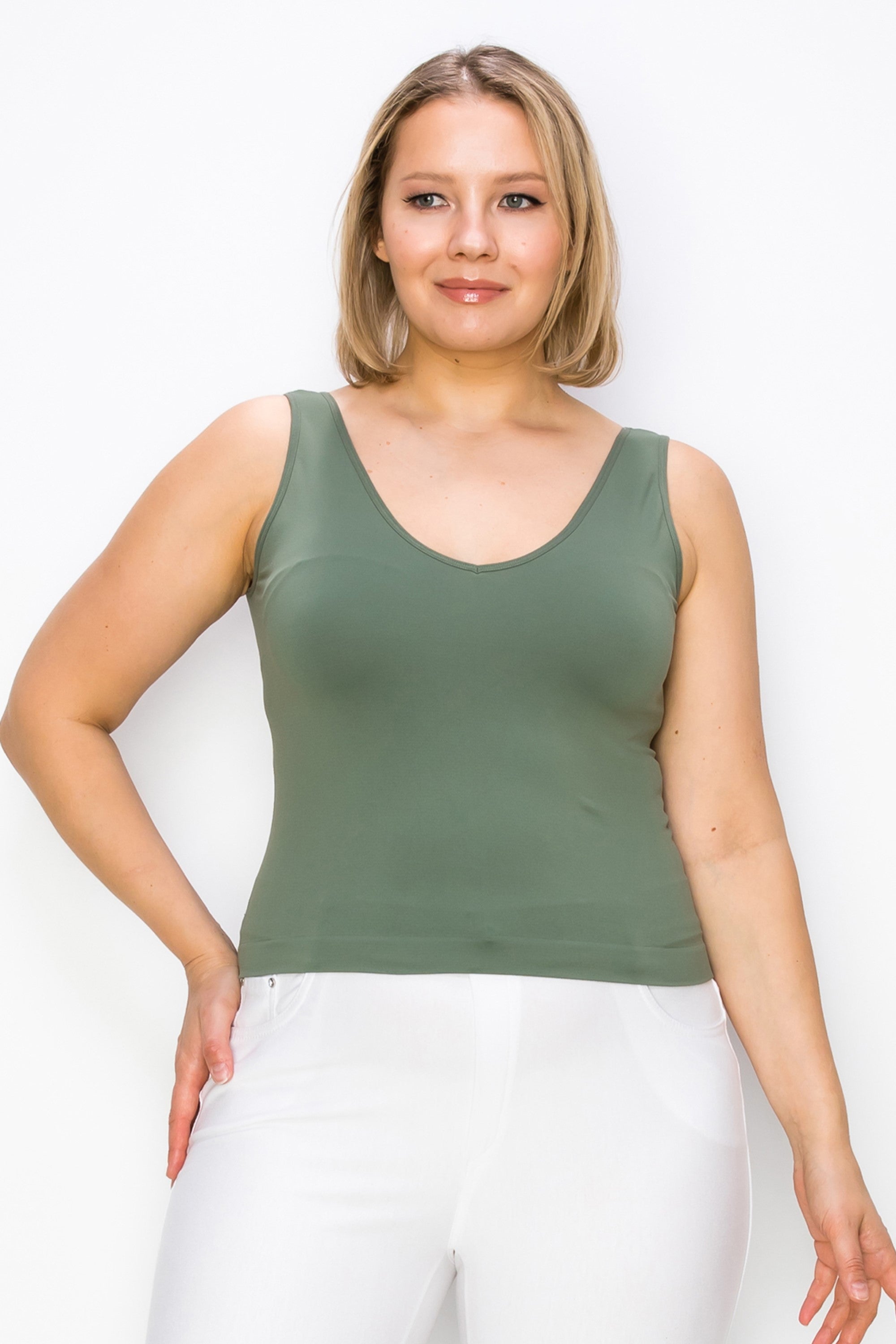 Yelete Reversible V-Neck & Scoop Neck Seamless Tank