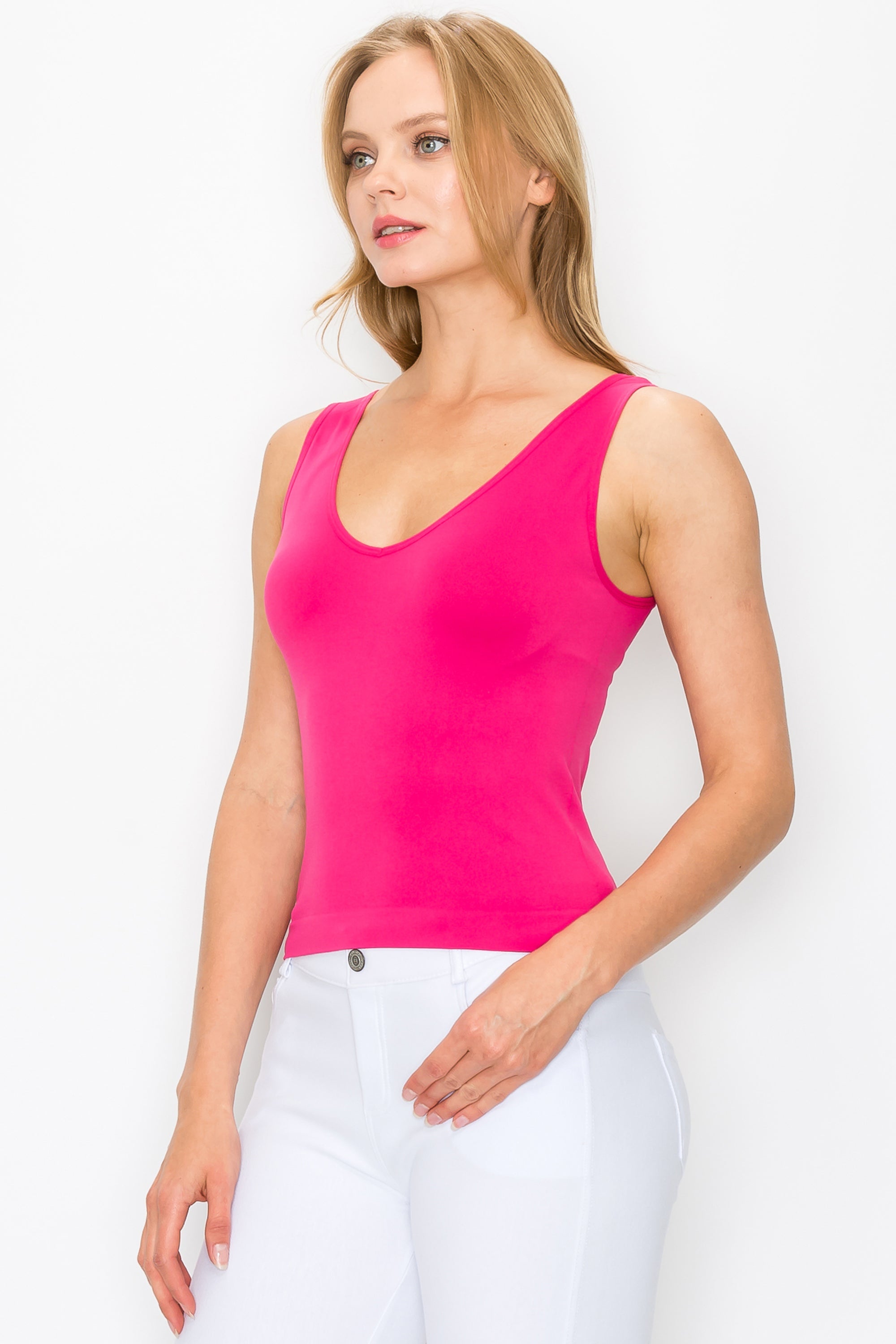 Yelete Reversible V-Neck & Scoop Neck Seamless Tank