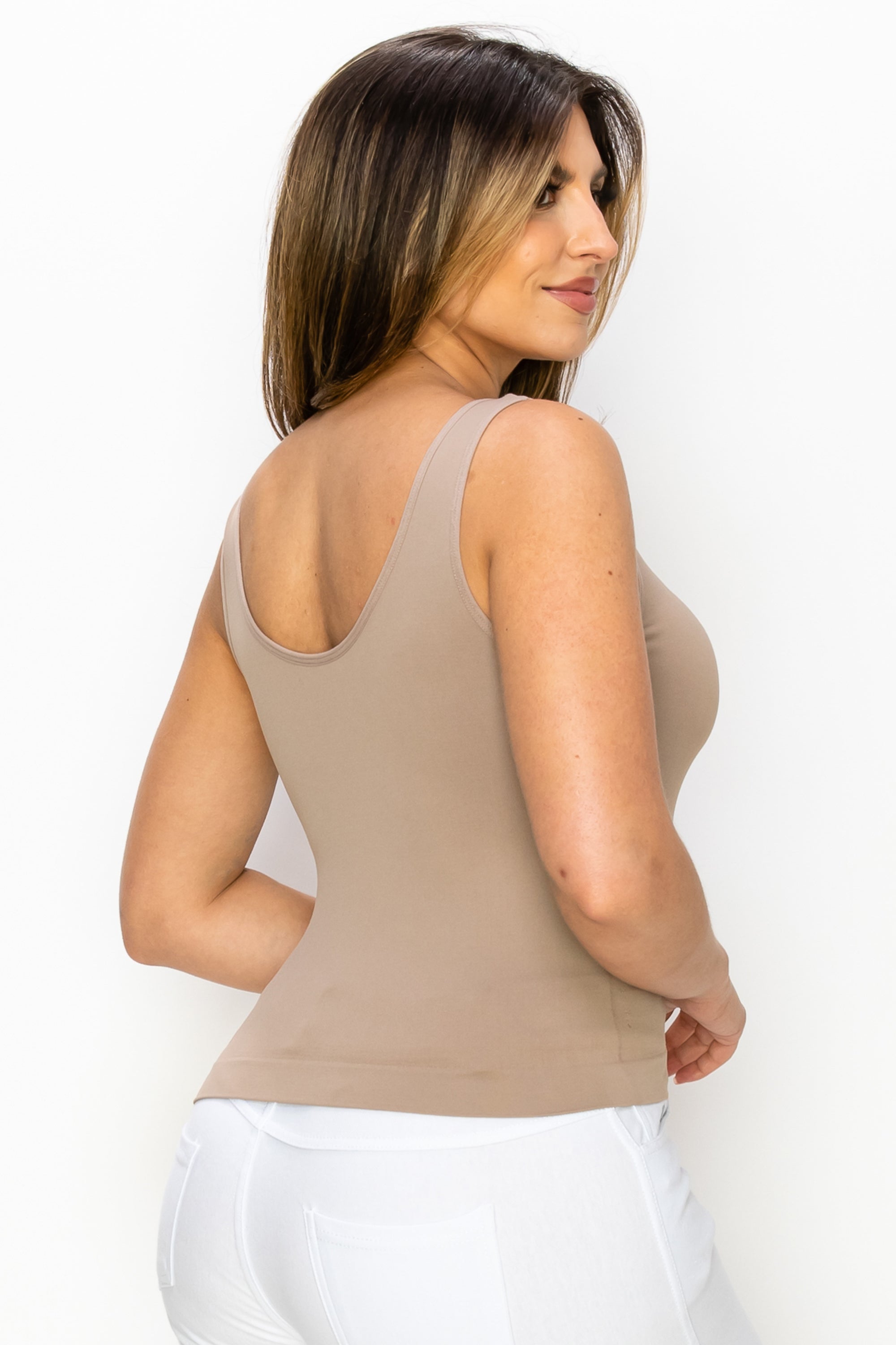 Yelete Reversible V-Neck & Scoop Neck Seamless Tank