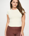 Yelete Seamless Crew Neck Short Sleeve Top