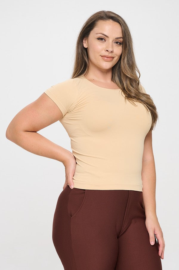 Yelete Seamless Crew Neck Short Sleeve Top