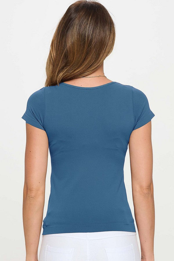 Yelete Seamless Crew Neck Short Sleeve Top
