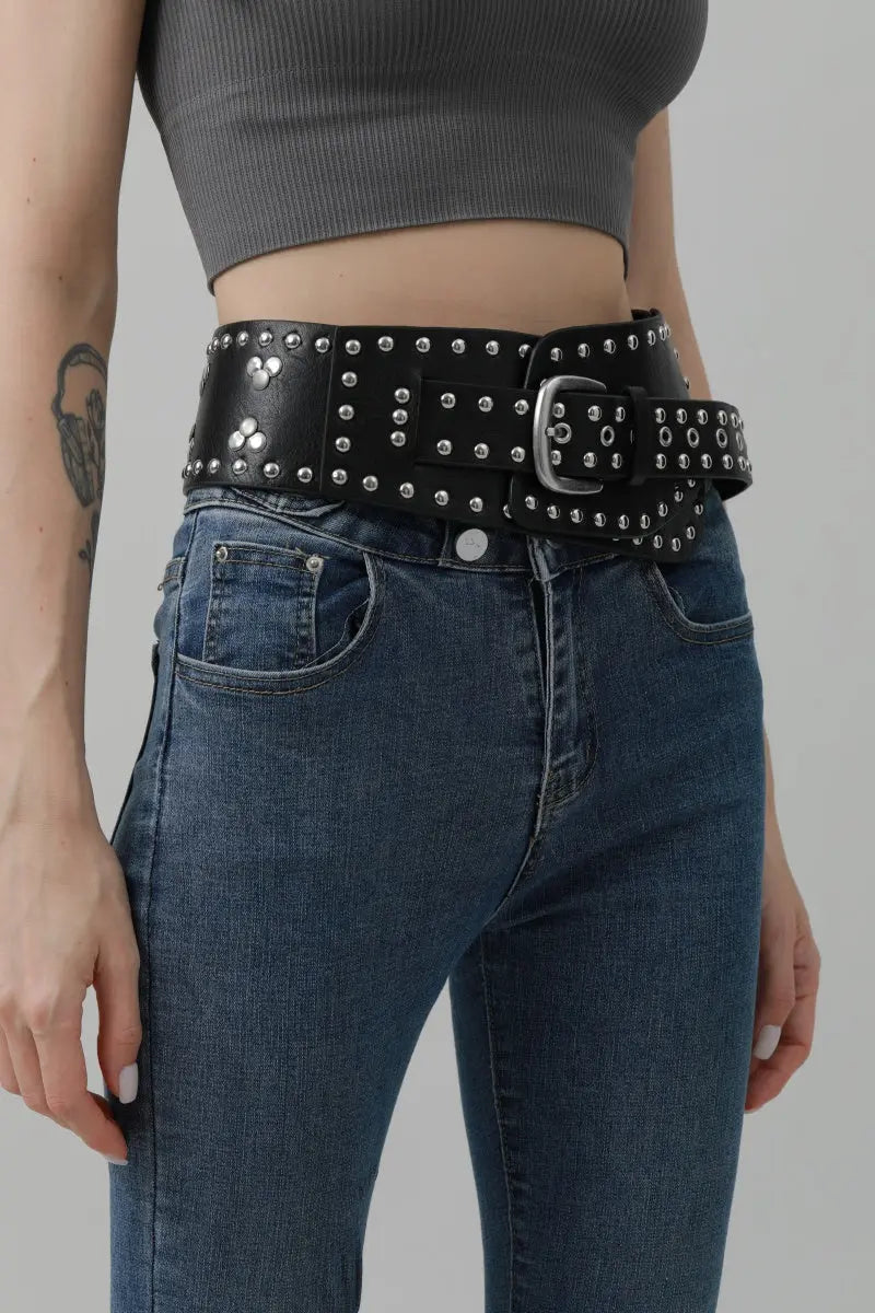 Studded Western Wide Belt – Vintage Cowboy Statement Belt