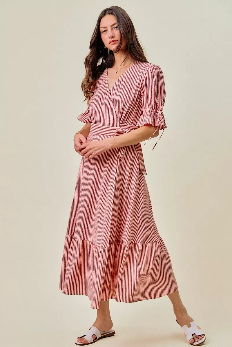 SO ME Stripe Textured Short Sleeves Lined Wrap Midi Dress