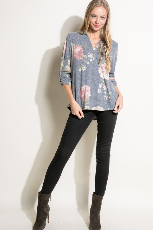 e Luna Floral Split Neck Top