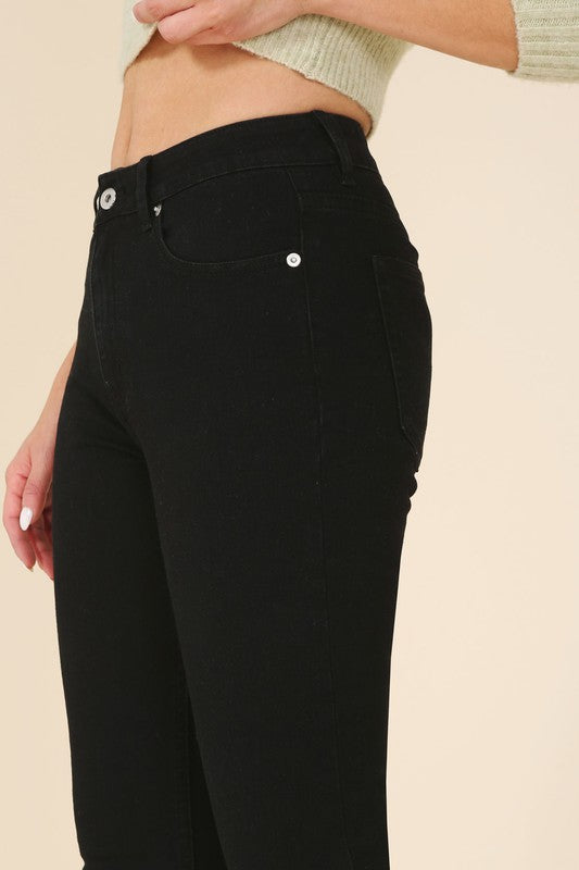 Lilou Skinny Jeans in Black