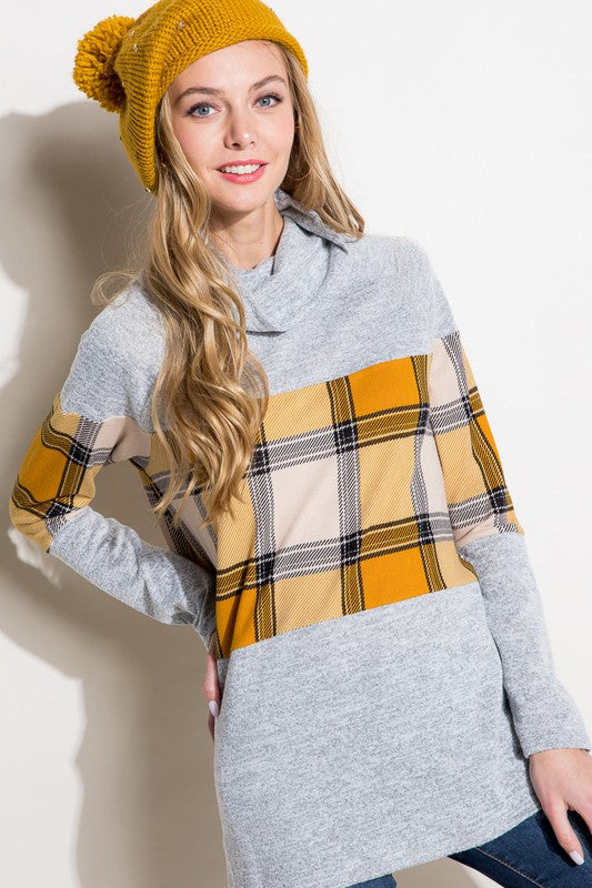 e Luna Plaid Mixed Turtle Neck Top