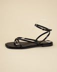 ELIO Flat Sandals