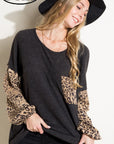 e Luna PLUS Animal Mixed Volume Sleeve Top