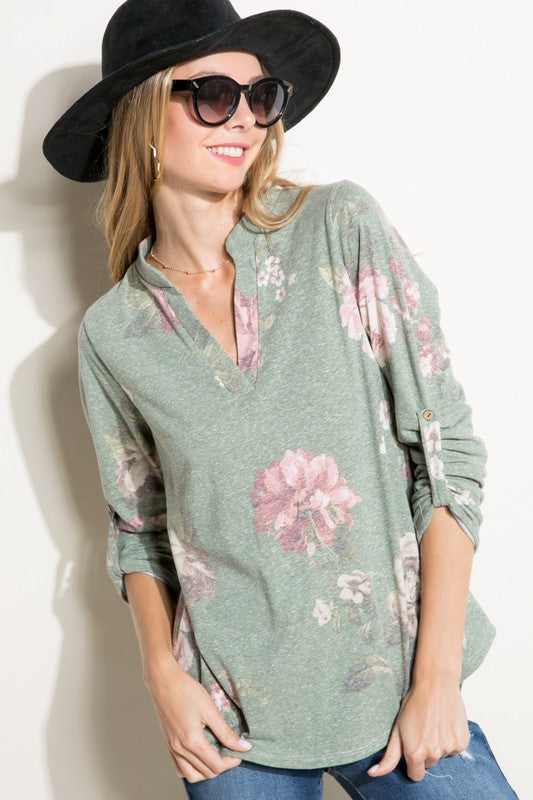 e Luna Floral Split Neck Top