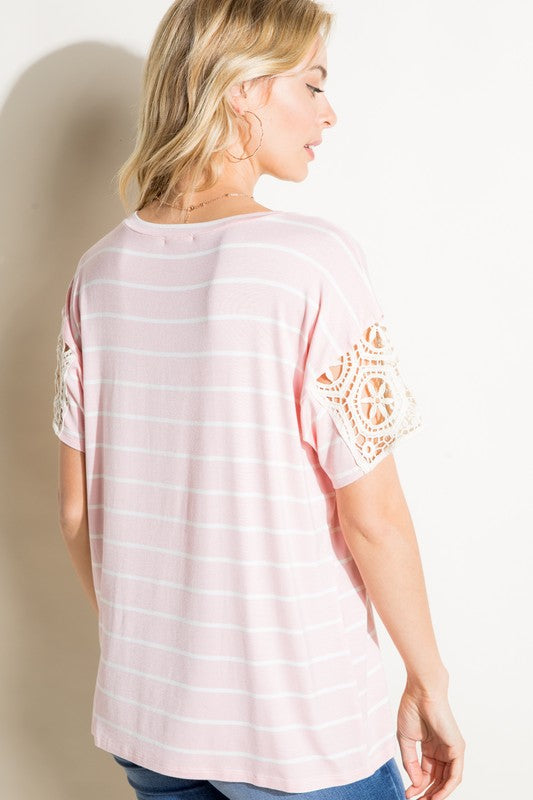 e Luna Striped Lace Patch Boxy Top