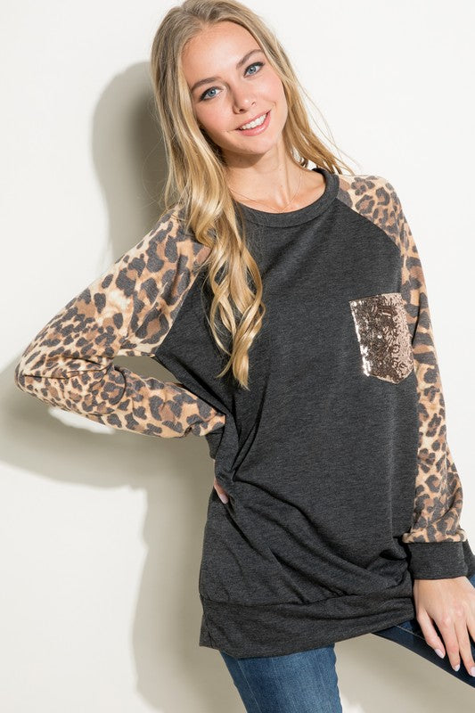 e Luna Animal Mix Sequin Pocket Sweatshirt