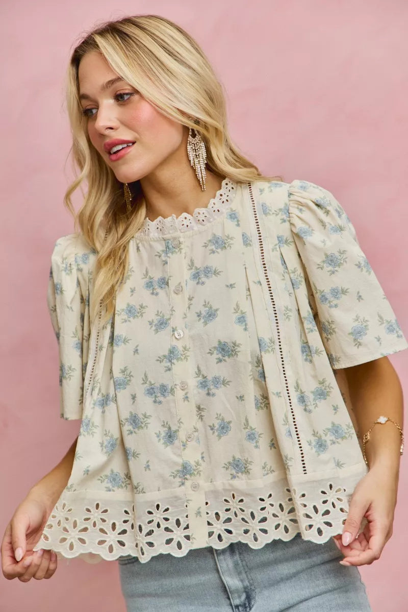 SO ME Floral Print Lace Trim Flutter Sleeves Blouse