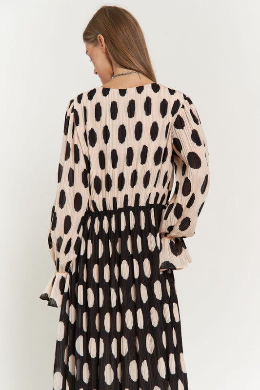 Davi &amp; Dani Polka Dot Ruffled Long Sleeve Pleated Maxi Dress