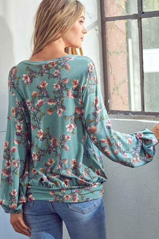 e Luna Allover Floral Print Sweatshirt