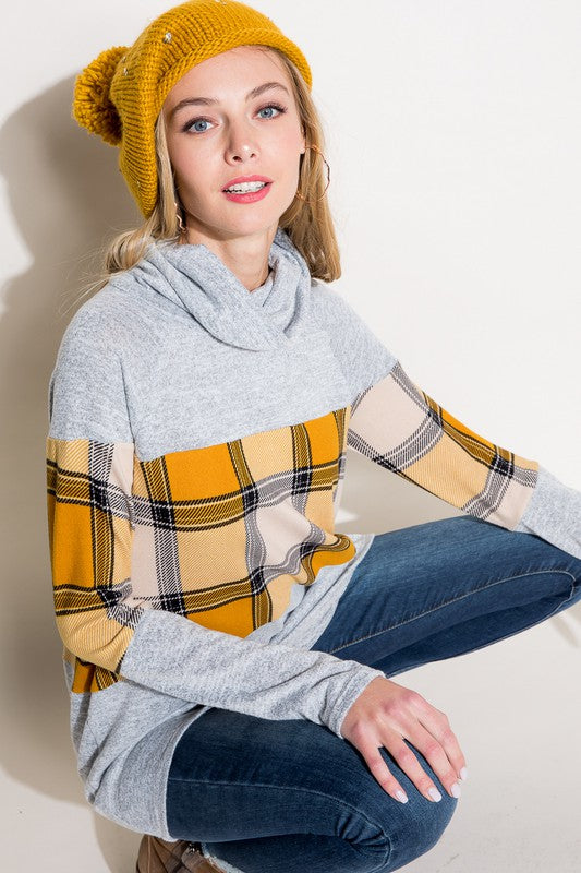 e Luna Plaid Mixed Turtle Neck Top