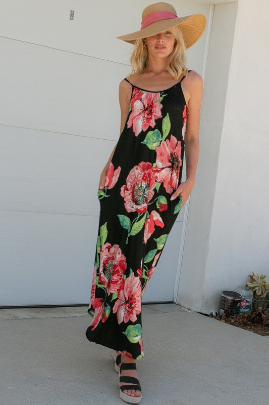 e Luna Floral Halter Pocket Maxi Dress