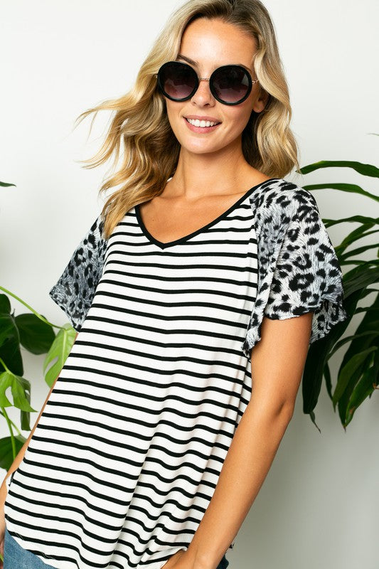 e Luna Striped Animal Flare Sleeve Top