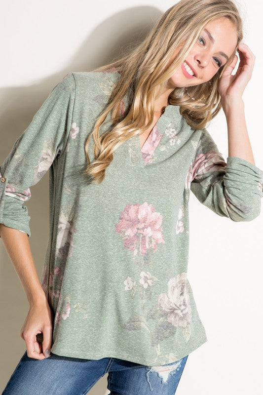 e Luna Floral Split Neck Top