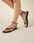 ELIO Flat Sandals