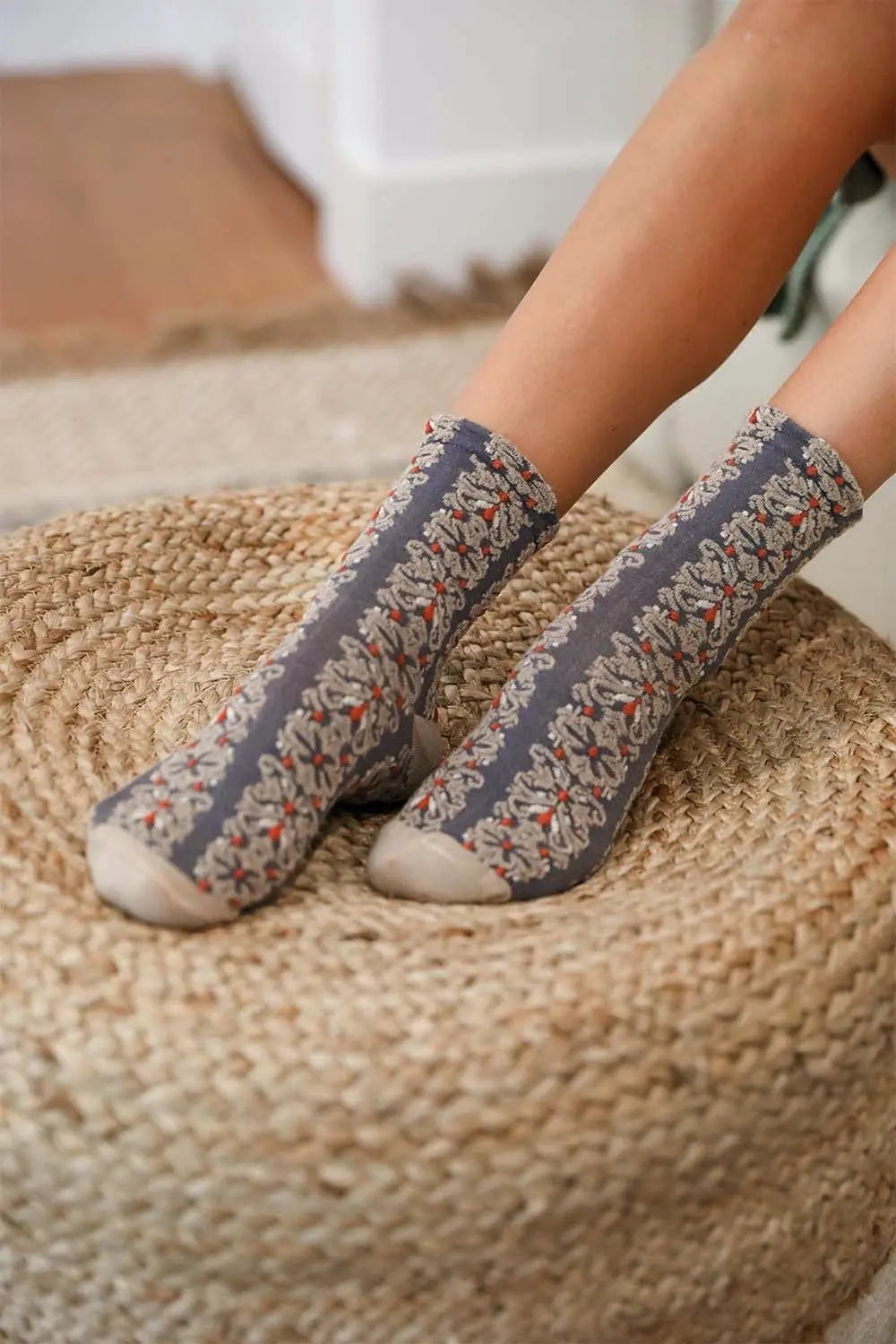 Embroidered Floral Crew Socks – Cottagecore Flower Socks