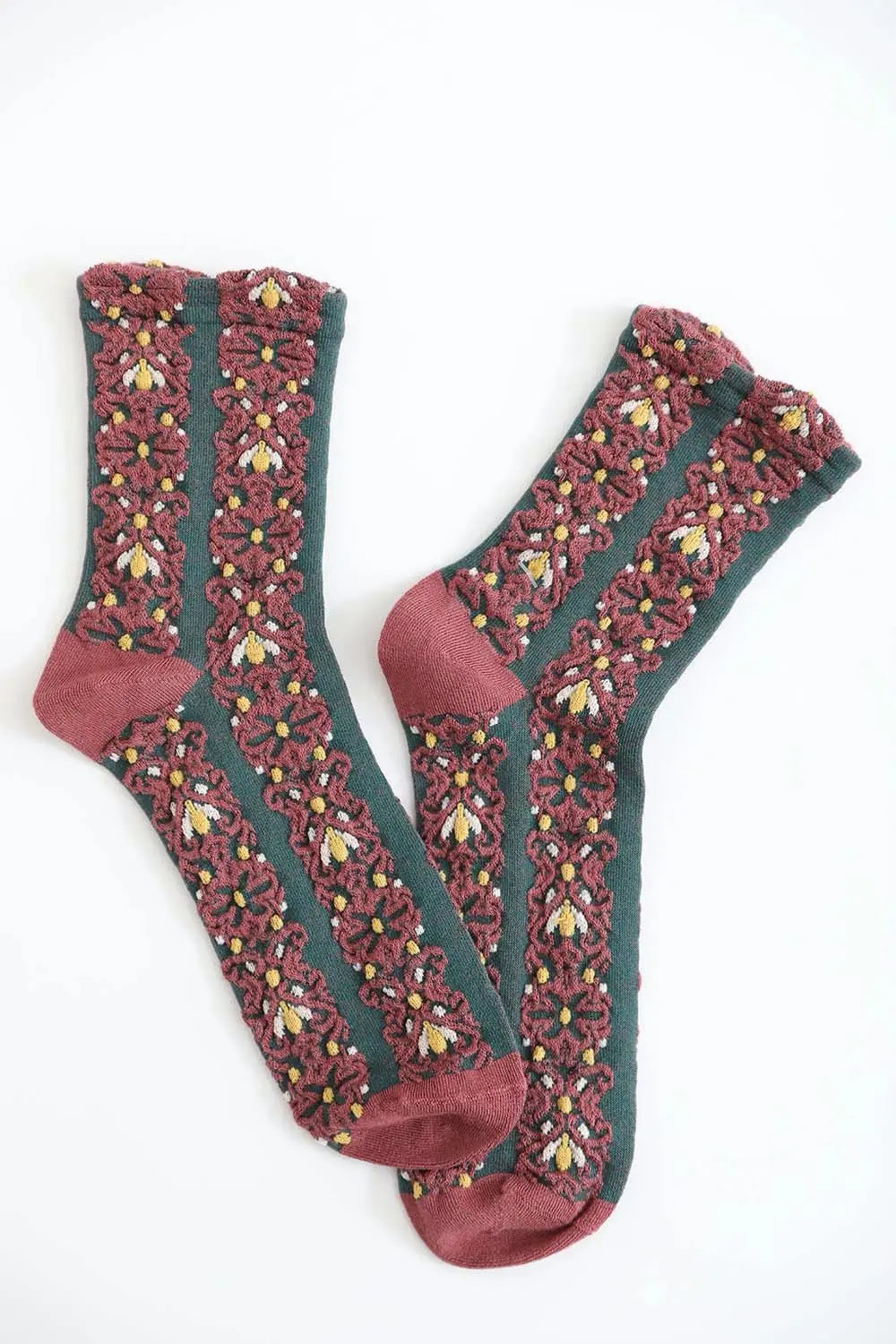 Embroidered Floral Crew Socks – Cottagecore Flower Socks