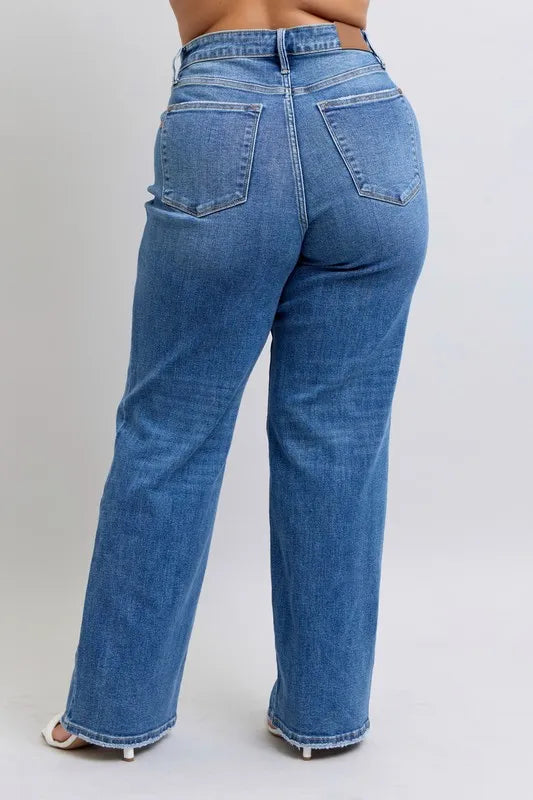 Judy Blue Full Size High Waist V-Front Vintage Wash Straight Jeans Plus Size