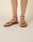 ELIO Flat Sandals