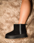 WILD DIVA Round Toe Platform Boots