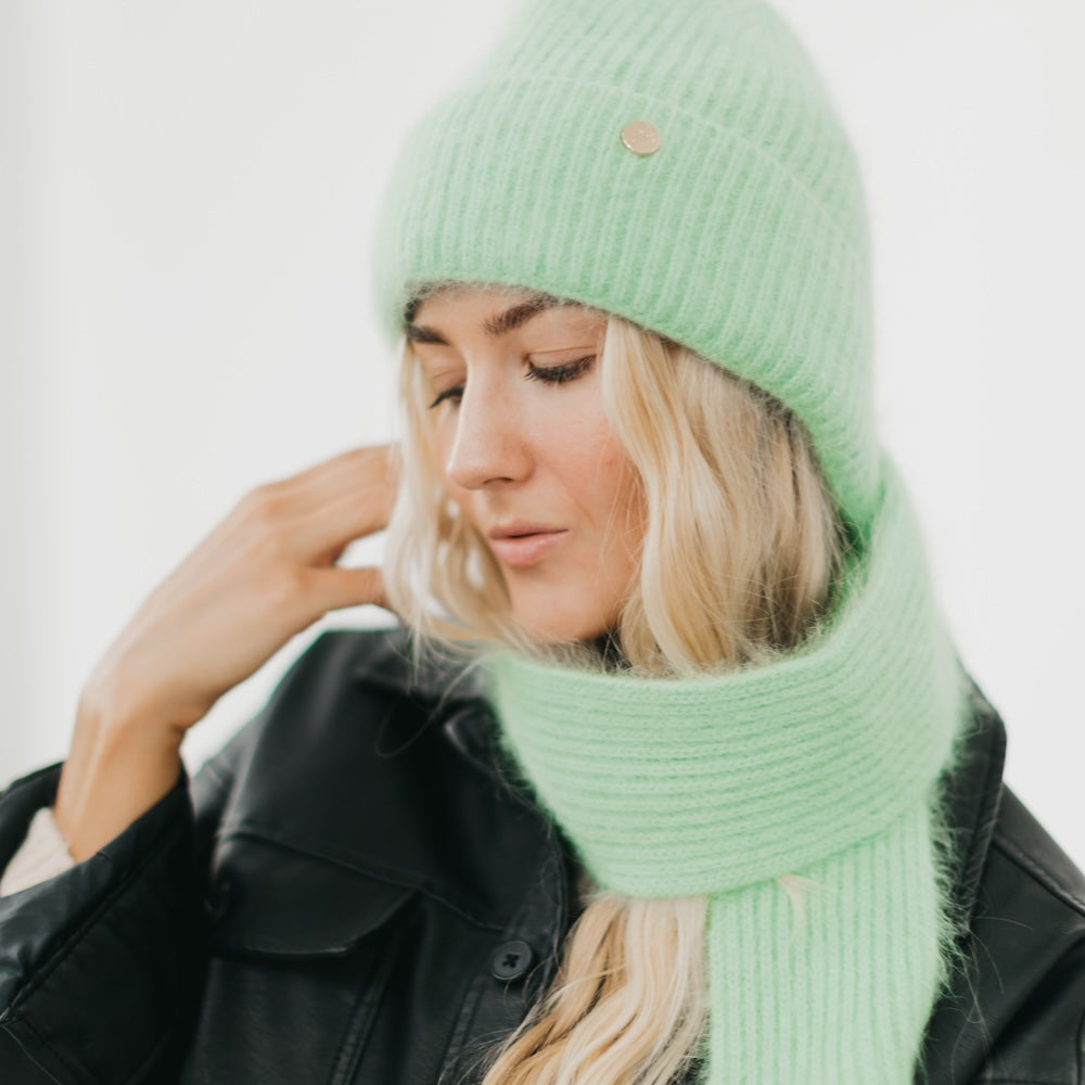 Joy Dynamic Scarf and Beanie Duo