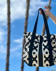 Medium Kona Cove Beach Zipper Tote Bag