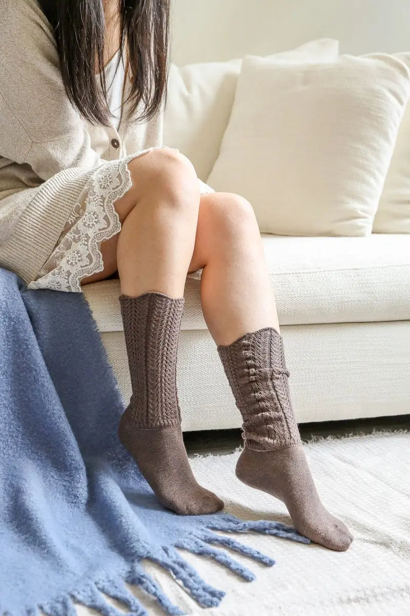 Shell Stitch Knit Crew Socks – Cozy Textured Boot Socks