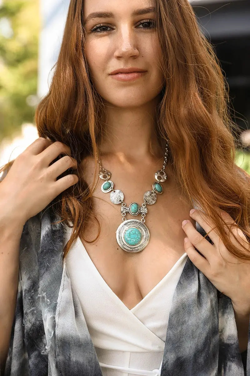 Turquoise Stone Western Pendant Necklace