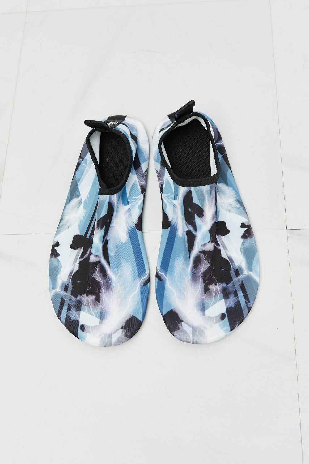 MMshoes On The Shore Water Shoes in Multi - Online Only