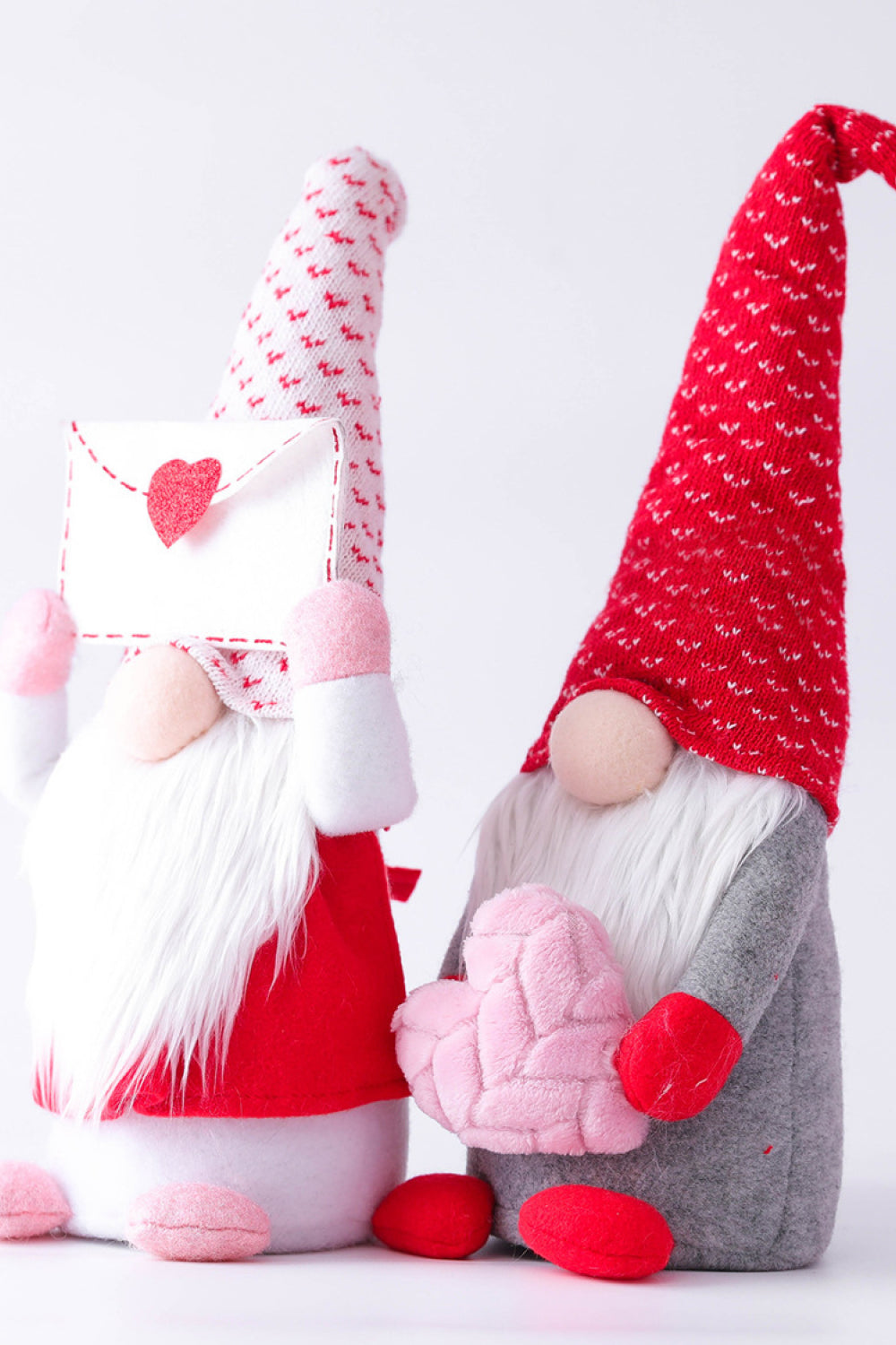Valentine&#39;s Day Short-Leg Faceless Gnome - Online Only